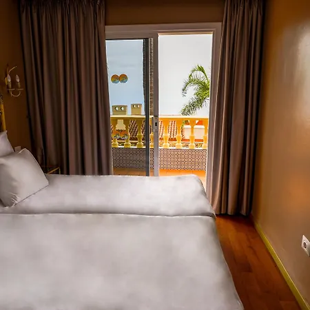 La Quinta Park Отель 4*