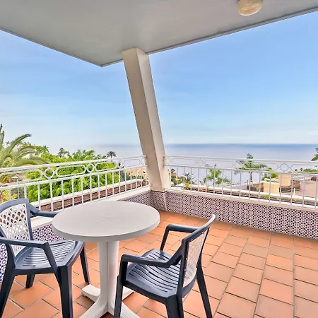 La Quinta Park Отель 4*