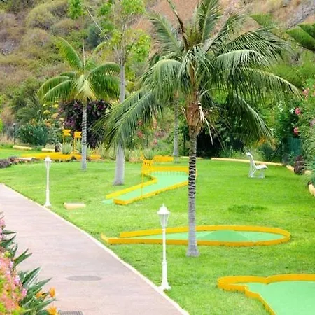 La Quinta Park Отель