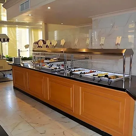 La Quinta Park 4*