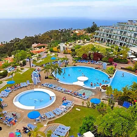 ホテル La Quinta Park 4*