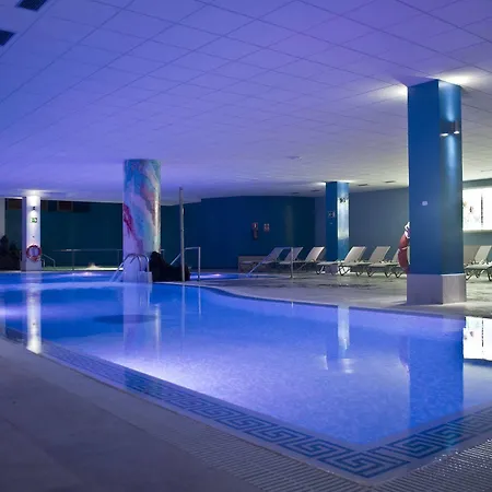 ホテル La Quinta Park 4*