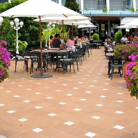 Szálloda La Quinta Park 4*
