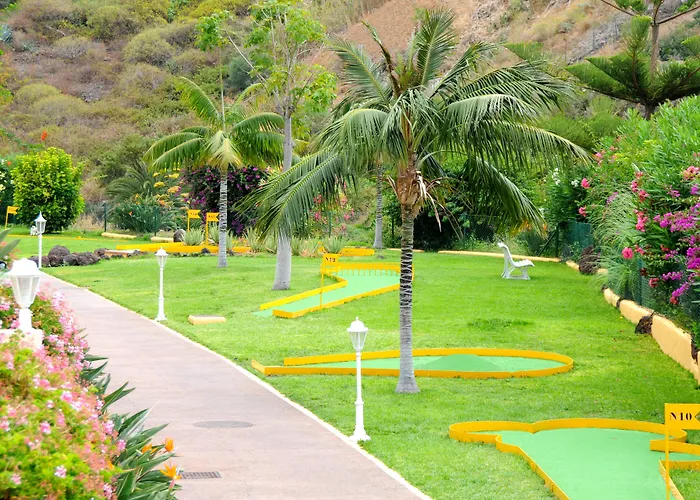 Отель La Quinta Park 4*