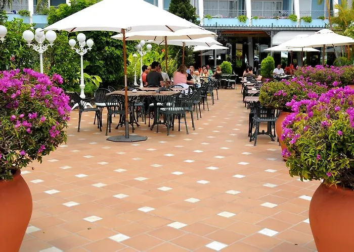 Отель La Quinta Park 4*